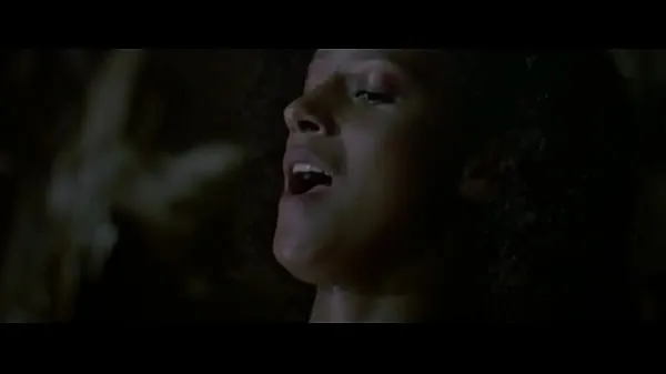 XXX Cathy Tyson in The Serpent and the Rainbow (1988 Filem tenaga