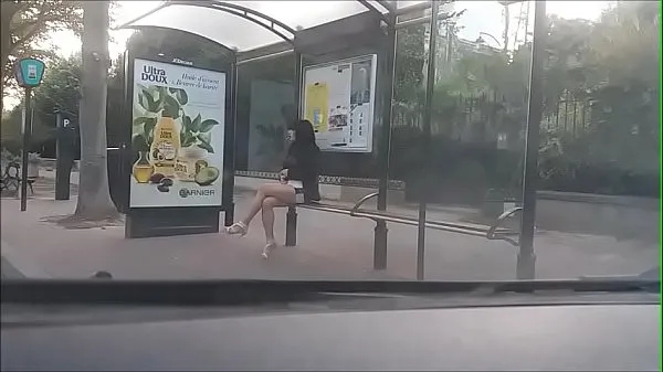 XXX bitch at a bus stop filmy energetyczne