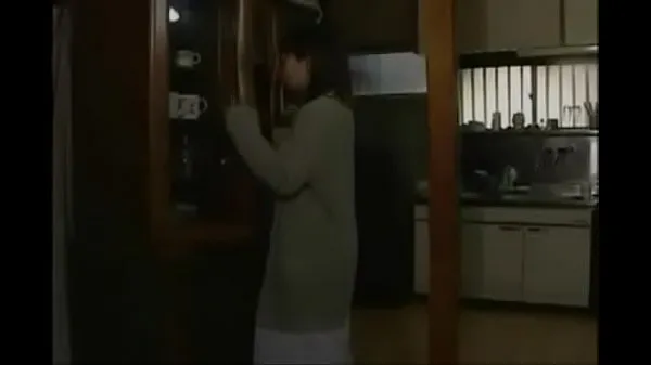 XXX Japanese hungry wife catches her husband ภาพยนตร์พลังงาน