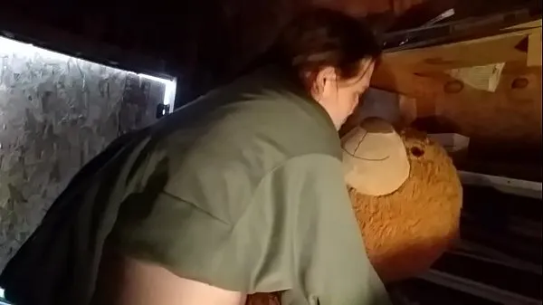 XXX Fucking my teddy bear in the shed energy Movies