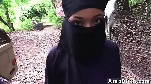 XXX Teen musulman baise et arabe première fois en extérieur Away From Home Away Films énergétiques