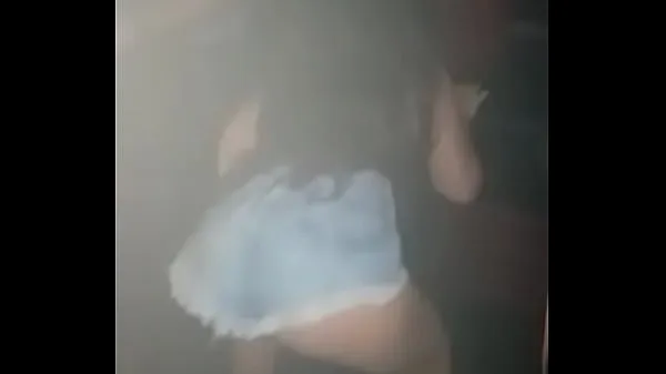 XXX Minha amiga safada rebolando a bunda no baile. Novinha safada أفلام الطاقة