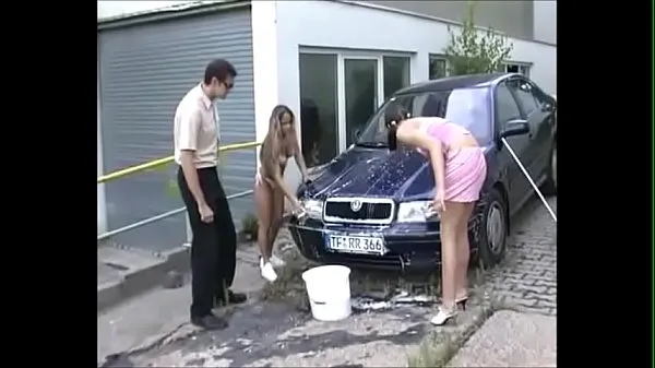 XXX Horny wet piss car wash energiaelokuvat