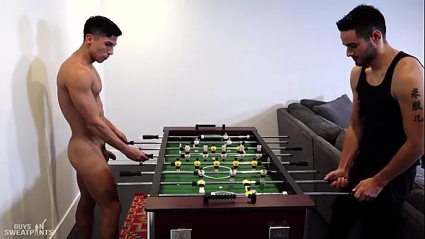 XXX Foosball to facial أفلام الطاقة