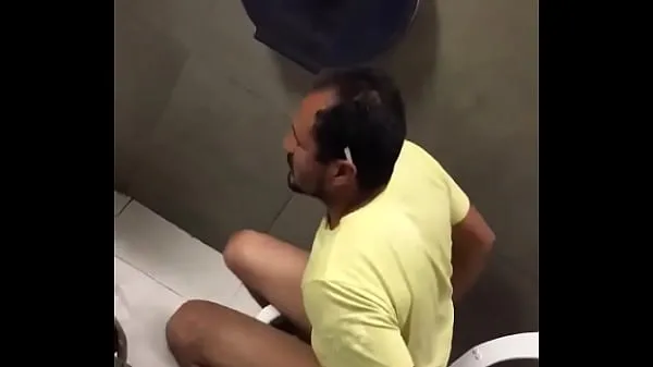 XXX maduro en baño películas sobre energía