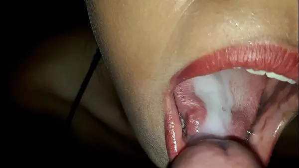 XXX Cock sucking with a great discharge of semen in susy's mouth energetických filmů