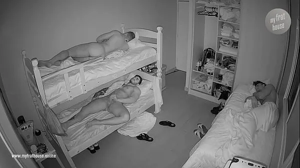 XXX Echte versteckte Kamera im Schlafzimmer der Jungs in der NachtEnergiefilme