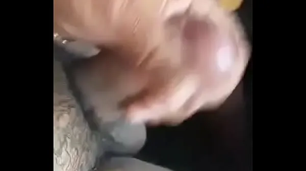 XXX My trucker friend stroking his cock energifilmer