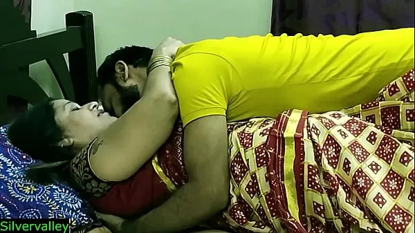 XXX Indian xxx sexy Milf aunty secret sex with son in law!! Real Homemade sex energi Film