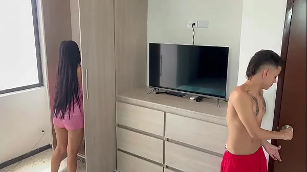 XXX My beautiful stepsister looks for clothes in the closet and I take the opportunity to eat that delicious ass energy Movies