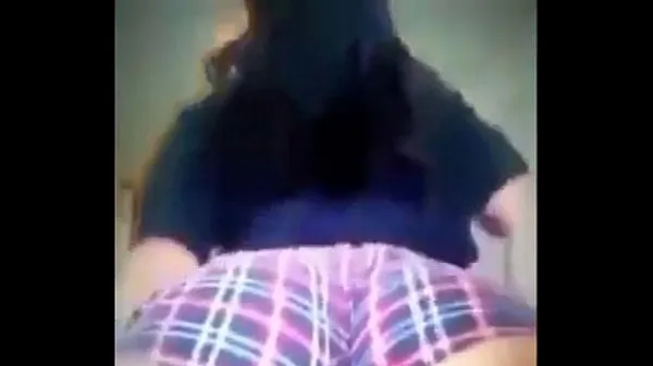 XXX Thick white girl twerking 에너지 영화