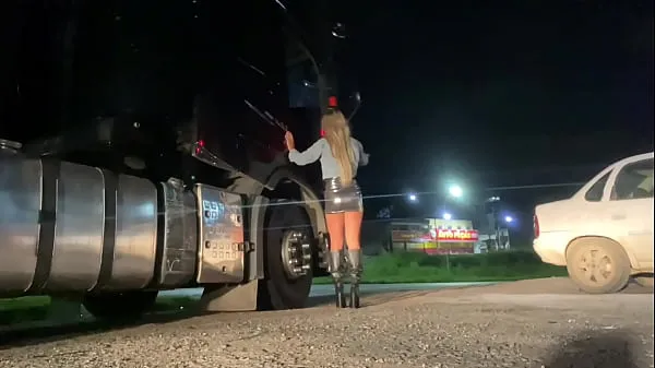 XXX TRUCKER FUCKING THE BITCH WITHOUT A CONDOM BAREBACK energifilmer